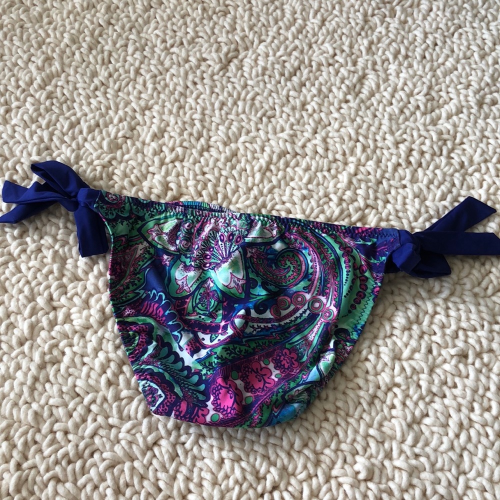 BECCA Bikini Bottoms - Picture 2 of 4